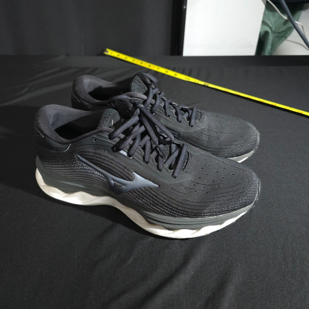 Mizuno Wave Sky 05 Womens 10 Black Running Shoes J1GD210252 Cushioned Sneaker